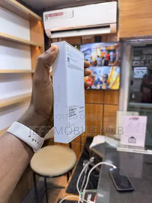 New Apple iPhone 17 Pro Max 1 TB Silver
