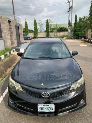 Toyota Camry SE 4dr Sedan (3.5L 6cyl 6A) 2014 Black