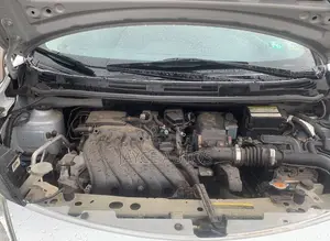 Nissan Versa 2015 Silver