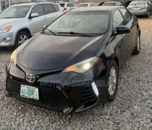 Toyota Corolla LE 4dr Sedan (1.8L 4cyl CVT) 2016 Beige