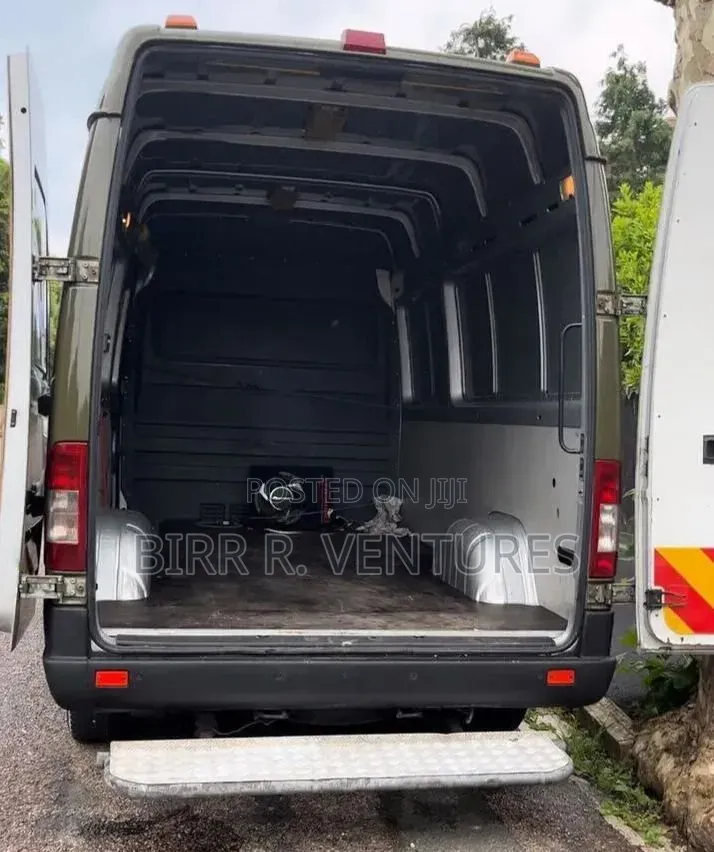 Cargo Pickup Service