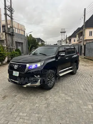 Toyota Land Cruiser Prado 2012 Black