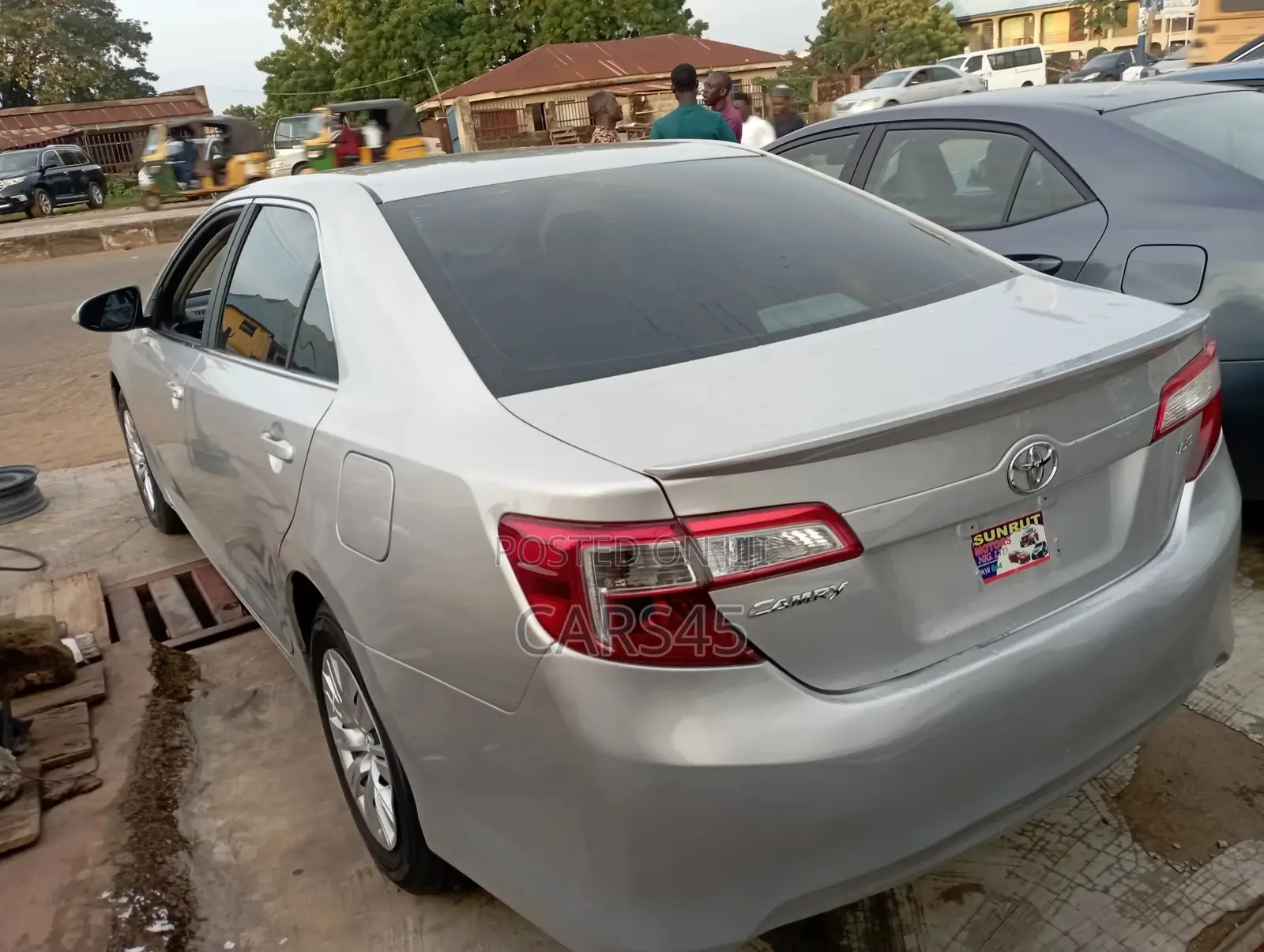 Toyota Camry 2012 Silver