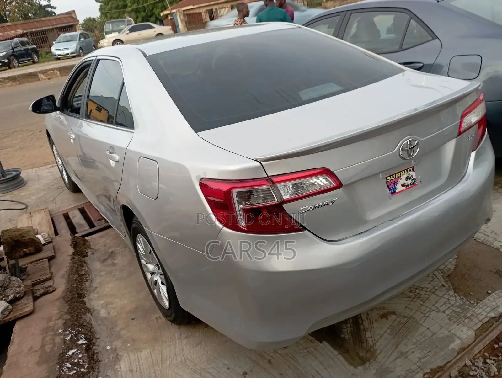 Toyota Camry 2012 Silver
