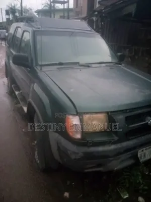 Nissan Xterra Automatic 2005 Green
