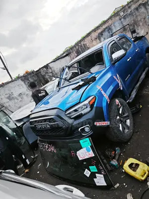 Toyota Tacoma 2016 Windscreen Glass Available Installed at Chimatex