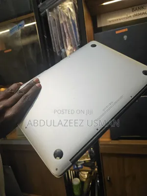 Laptop Apple MacBook 2017 8GB Intel Core i5 SSD 256GB