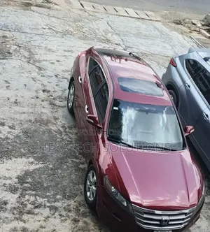 Honda Crosstour 2010 Burgundy