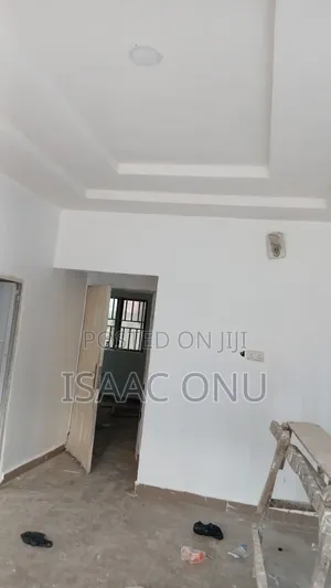 1bdrm Room & Parlour in Apo Mechanic Estate for rent