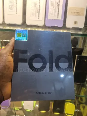 New Samsung Galaxy Z Fold4 256 GB