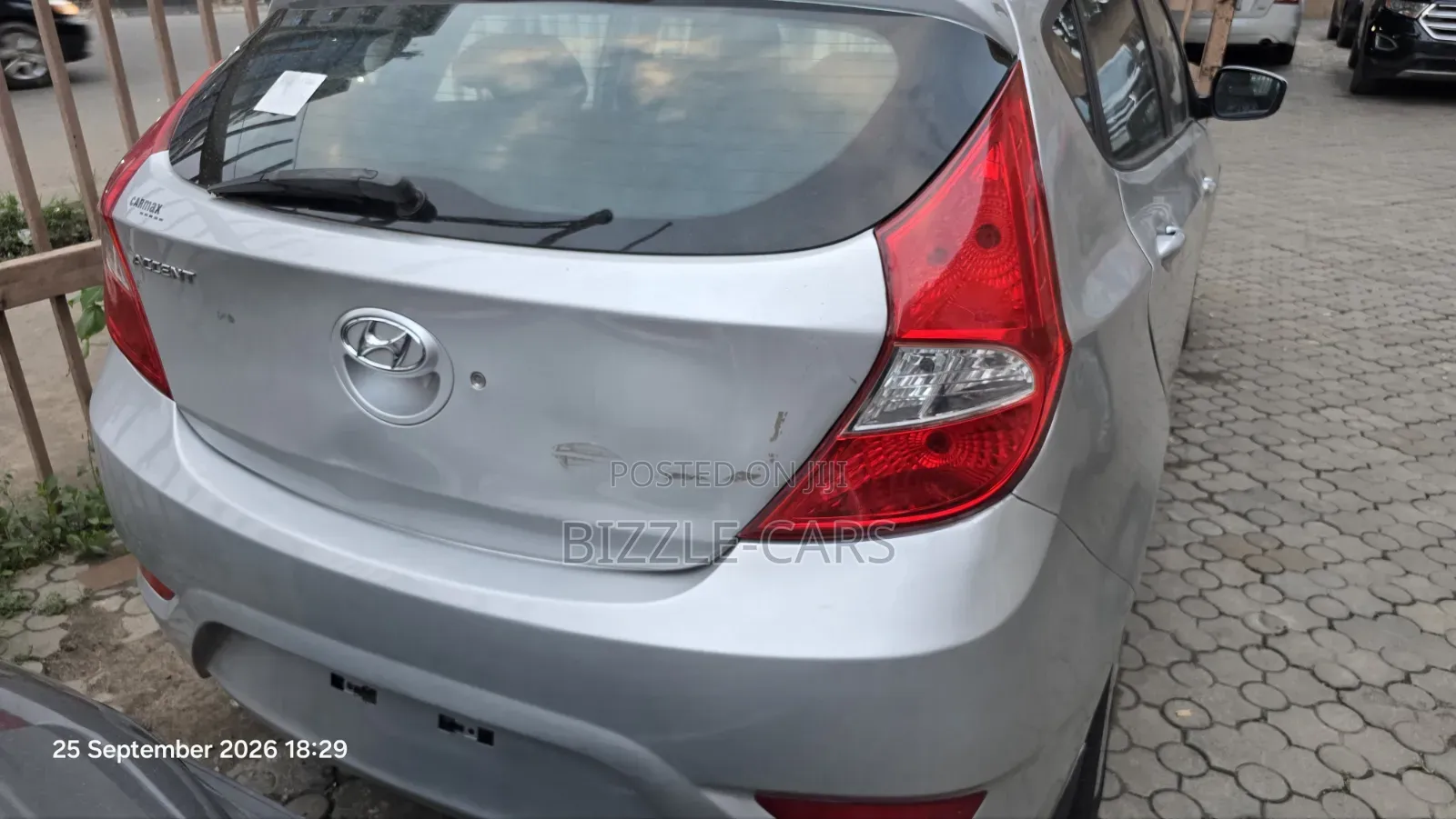Hyundai Accent 2012 Silver