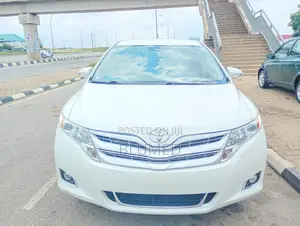 Toyota Venza LE AWD 2013 White