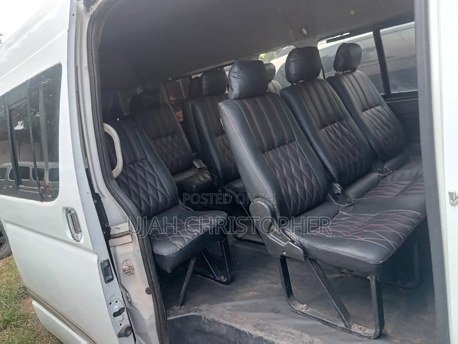 Toyota HiAce 2015 White