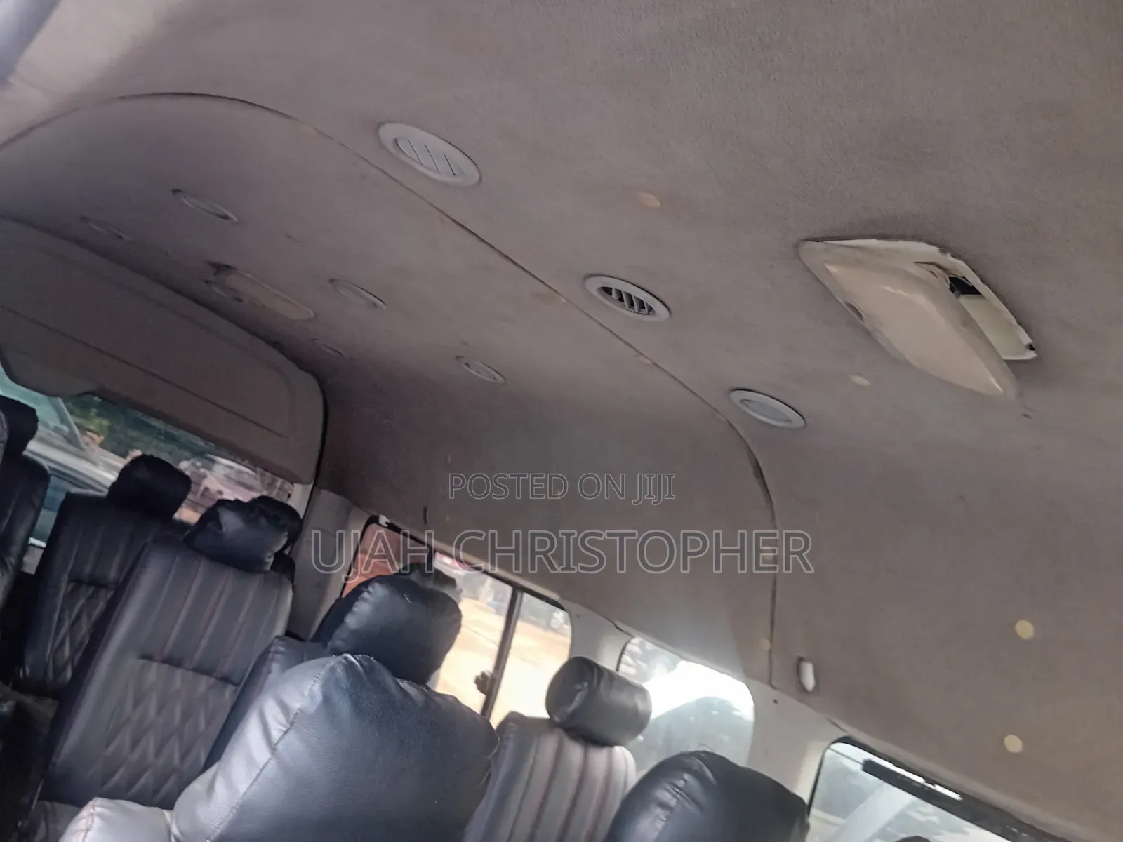 Toyota HiAce 2015 White