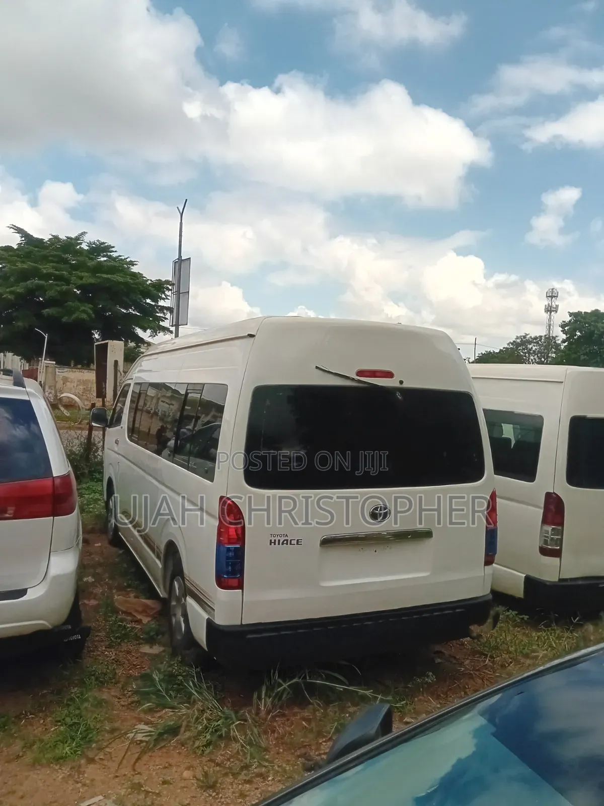 Toyota HiAce 2015 White
