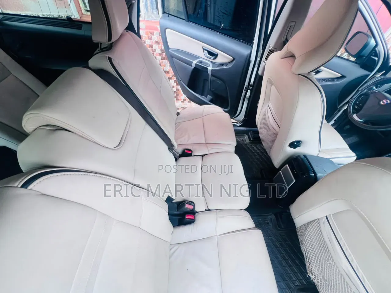 Volvo XC60 2010 White