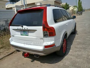 Volvo XC60 2010 White