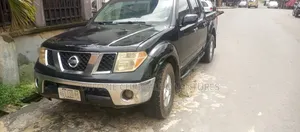 Nissan Frontier Crew Cab LE 4x4 Long 2010 Black