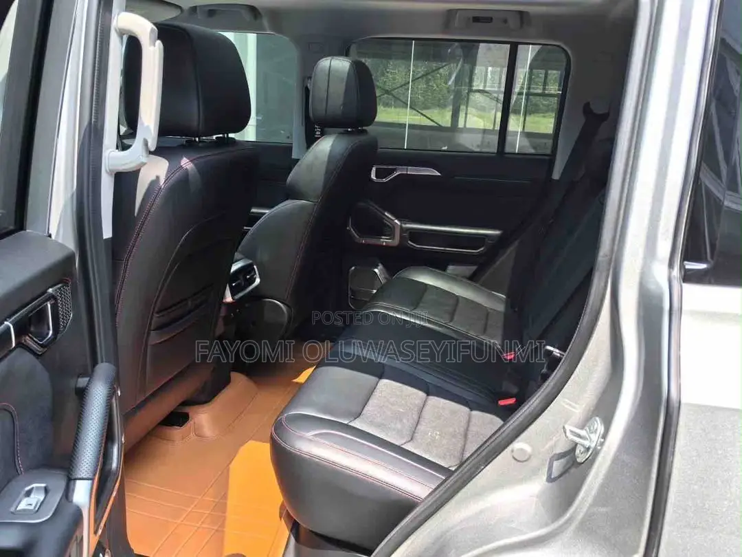 Jetour T2 2025 Gray