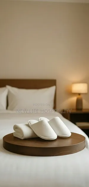 Branded Hotel Guest Slippers (Per 100)