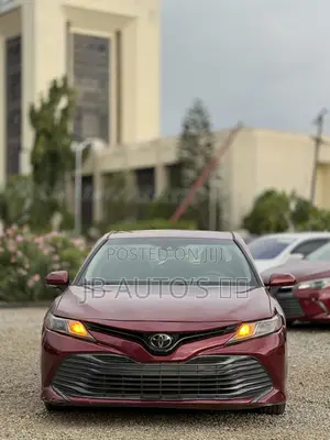 Toyota Camry LE (2.5L 4cyl 8A) 2019 Red