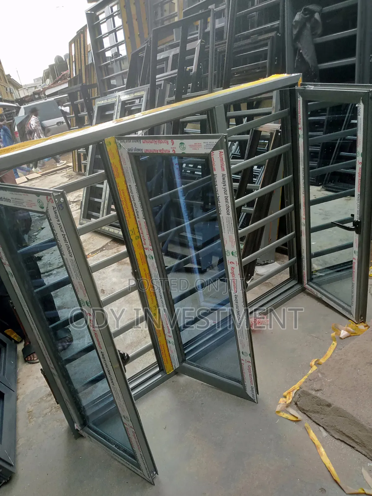 Aluminium Casement Window 3 Pannel