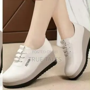 Ladies Sneakers #PHE