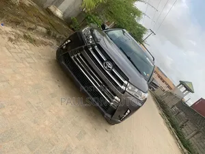 Toyota Highlander XLE V6 4x2 (3.5L 6cyl 6A) 2016 Gray
