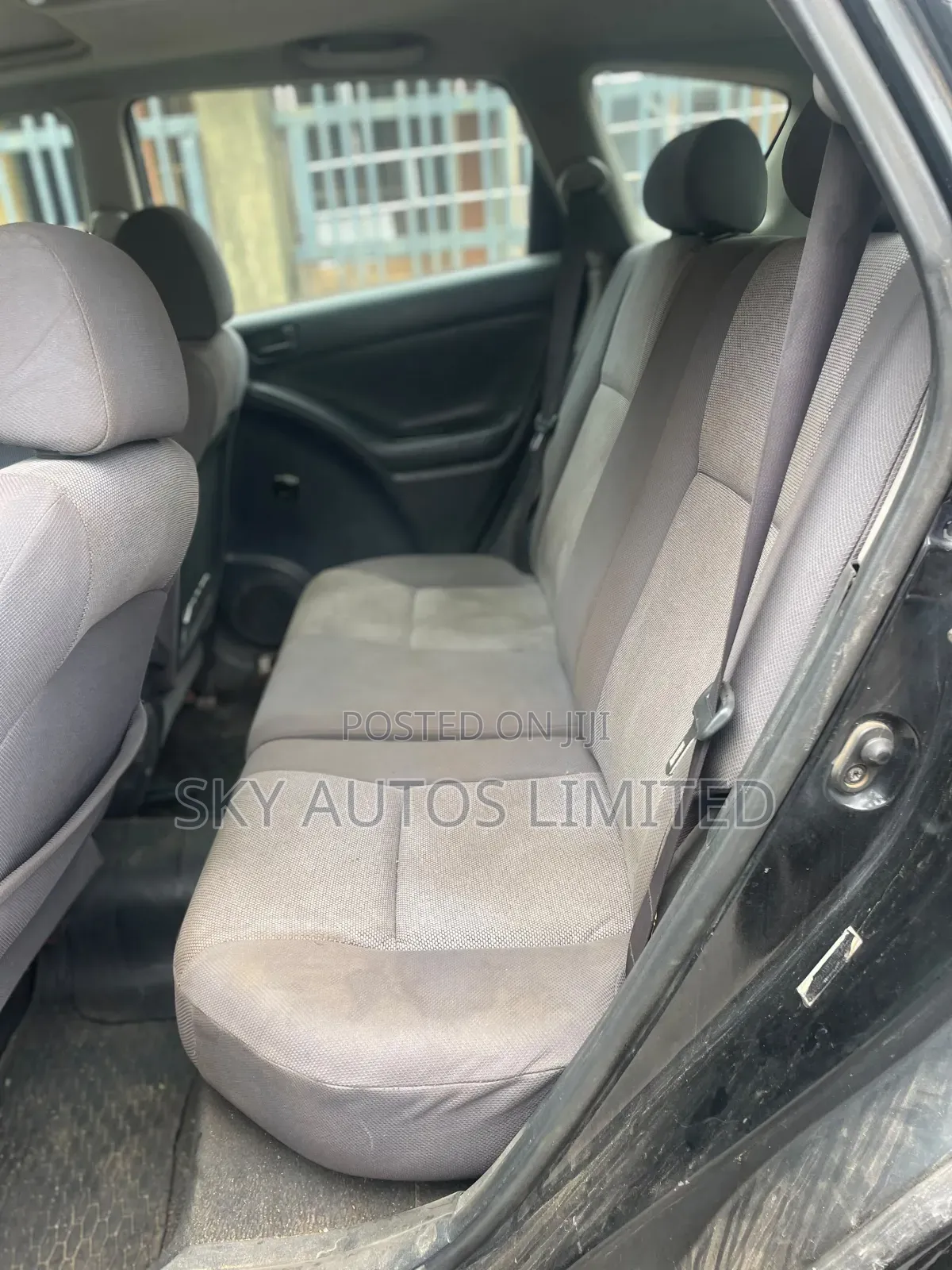 Pontiac Vibe Automatic 2004 Black