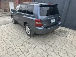 Toyota Highlander Limited V6 2005 Blue
