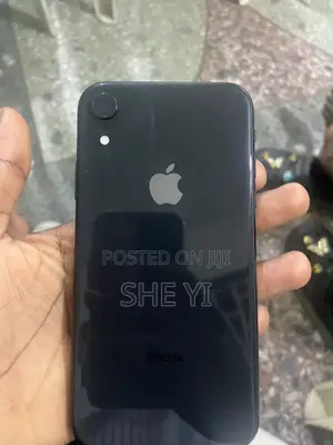 Apple iPhone XR 64 GB Black