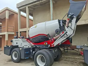 4cubic Self Loading Mobile Concrete Mixer