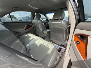 Toyota Camry 2009 Gray