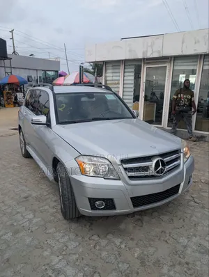 Mercedes-Benz GLK-Class 2010 Silver