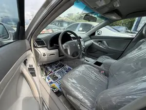 Toyota Camry 2009 Silver