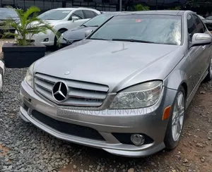 Mercedes-Benz C300 Luxury Sedan RWD (3.0L 6cyl 7A) 2010 Gray
