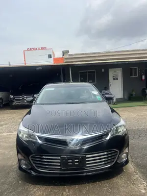 Toyota Avalon XLE Premium Sedan FWD (3.5L 6cyl 6A) 2013 Black