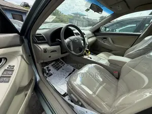 Toyota Camry 2011 Green