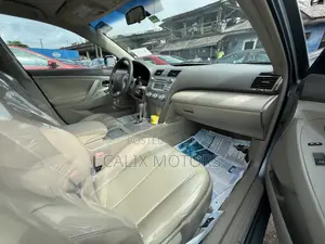 Toyota Camry 2011 Green