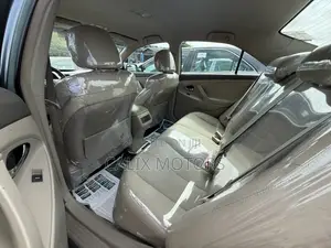 Toyota Camry 2011 Green