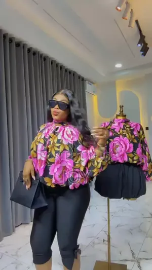Trendy Floral Puff Sleeve Blouse 