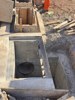 Drainage Manhole Construction