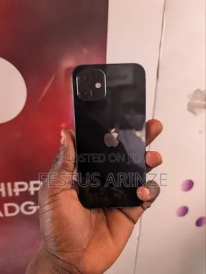 Apple iPhone 12 64 GB Black