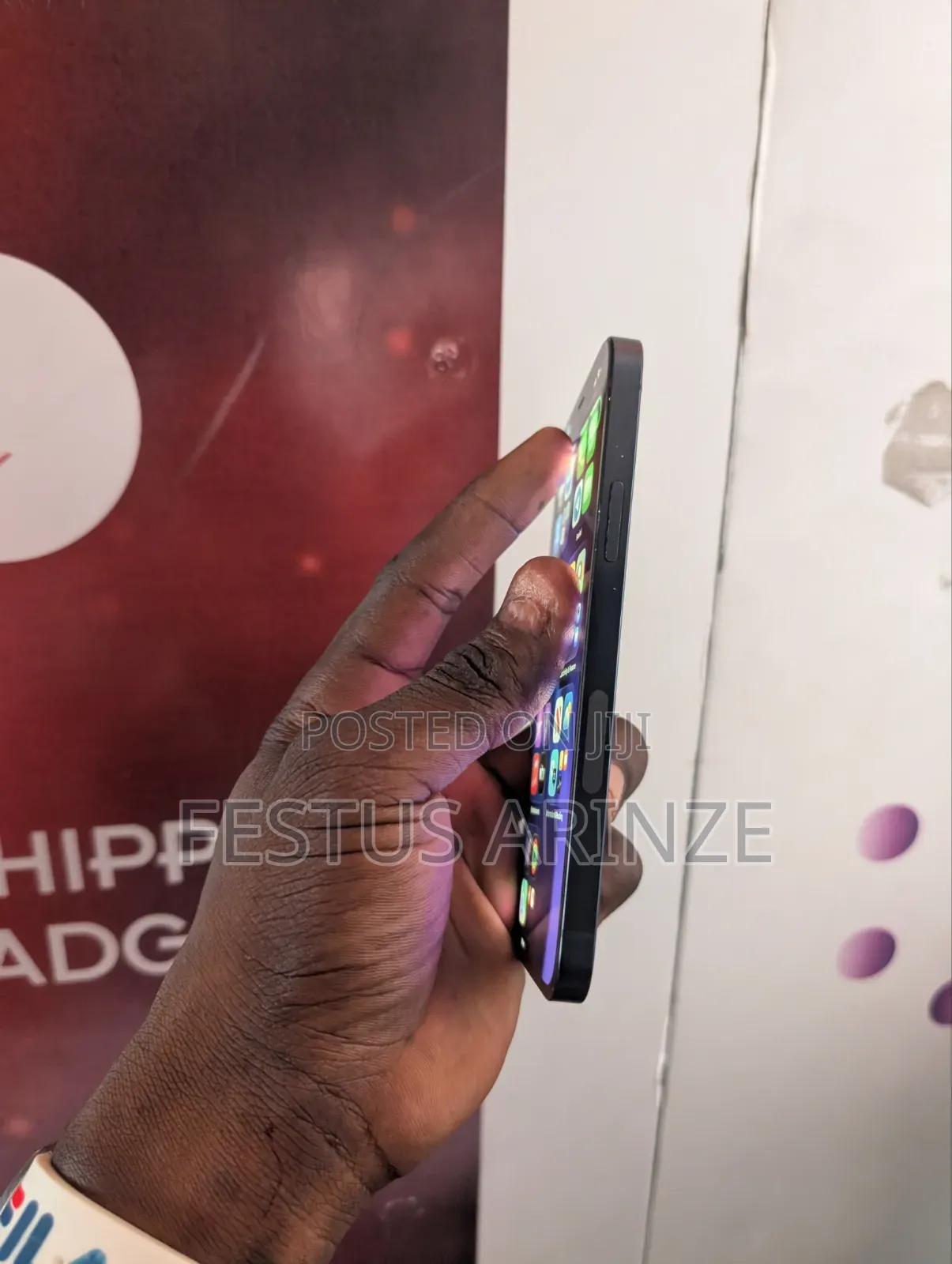 Apple iPhone 12 64 GB Black