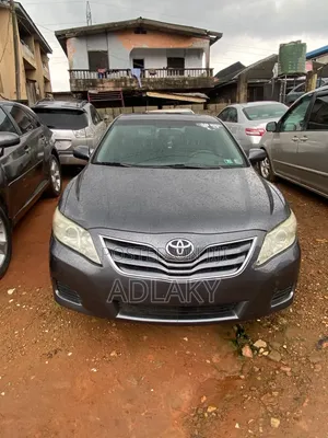 Toyota Camry 2011 Gray