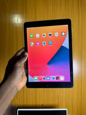 Apple iPad 9.7 32 GB Silver