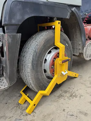 Heavy-Duty Truck Wheel Chock / Wheel Restraint