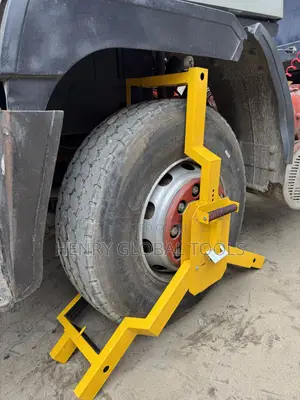 Heavy-Duty Truck Wheel Chock / Wheel Restraint