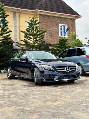 Mercedes-Benz C300 Luxury 4Matic Sedan AWD (2.0L 4cyl 7A) 2016 Black