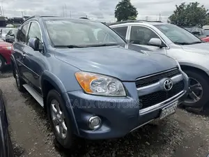 Toyota RAV4 2012 Blue